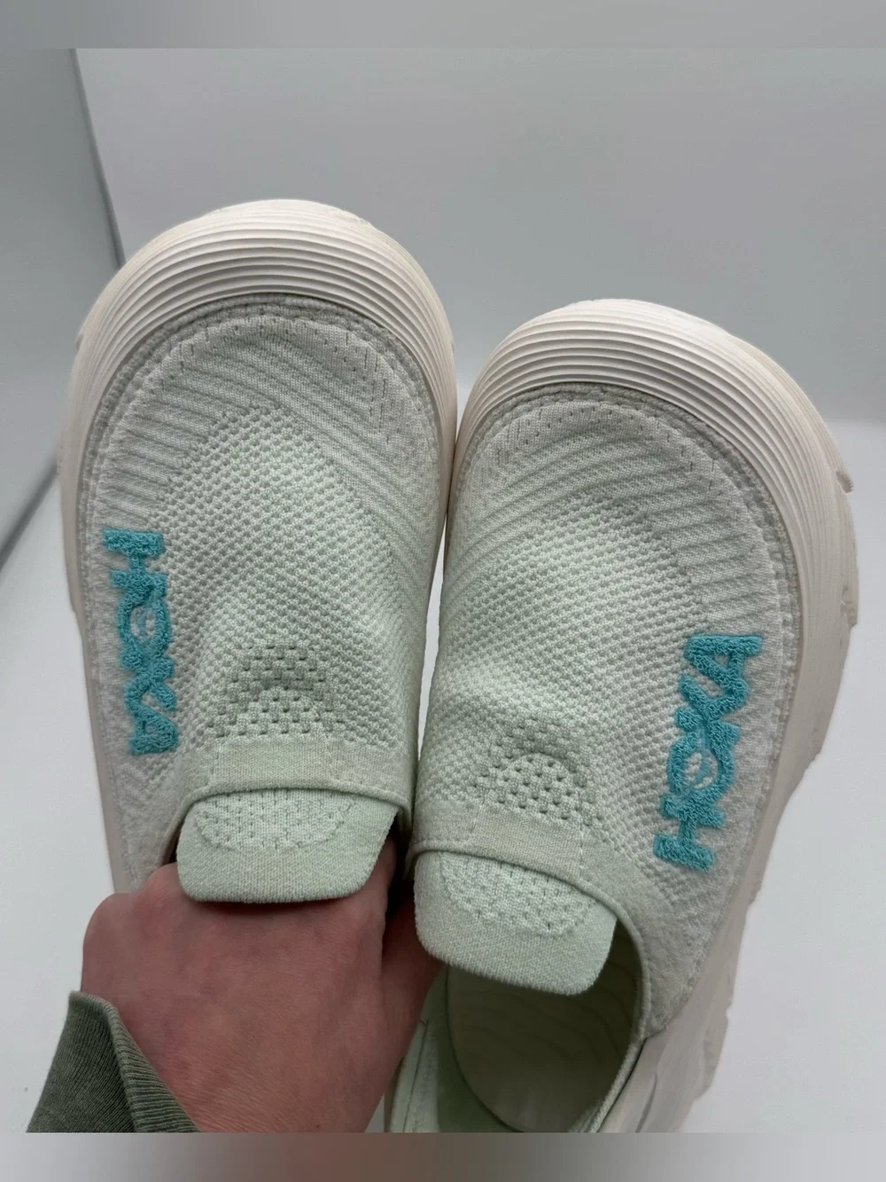 Hoka One One U Restore Tc Frost/Cloudless 1134532-FCL women’s Size 7 Men's 6